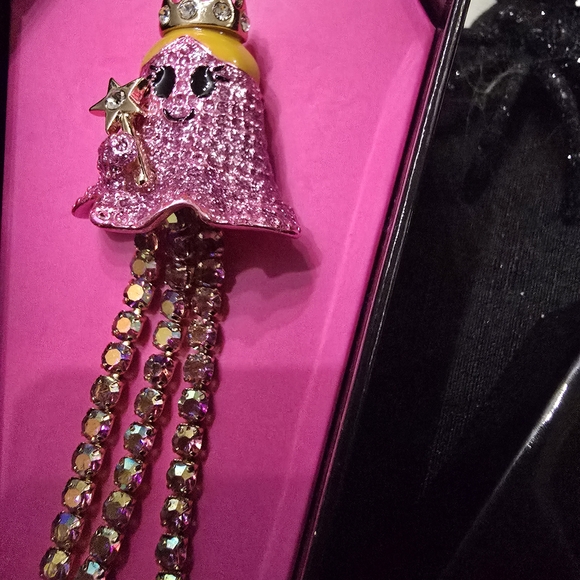 Betsey Johnson Pink Ghost Brooch - Picture 2 of 4